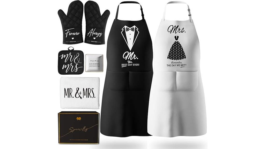 couples aprons gift set